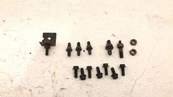 1986 Chevy Corvette Set Of Hardware For Oil Pan Bolt Set Oem — photo 1