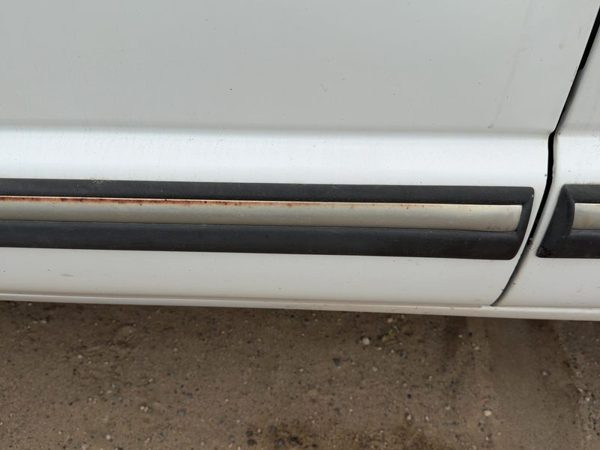 1998-2001 Chevy S10 Blazer Driver Left Front Moulding From Door Oem Trim Strip — photo 3