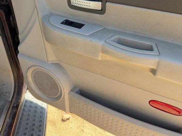 04-05 Durango Passenger Right Front Door Trim Panel With Switches Gray Hjj1 — photo 6