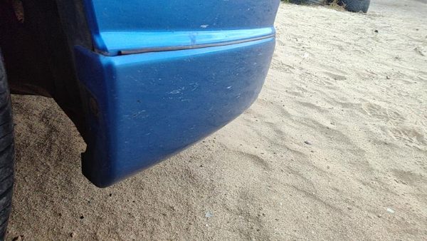 2005 Mazda 3 Misc. Body Part Rh Bumper Spoiler — photo 4