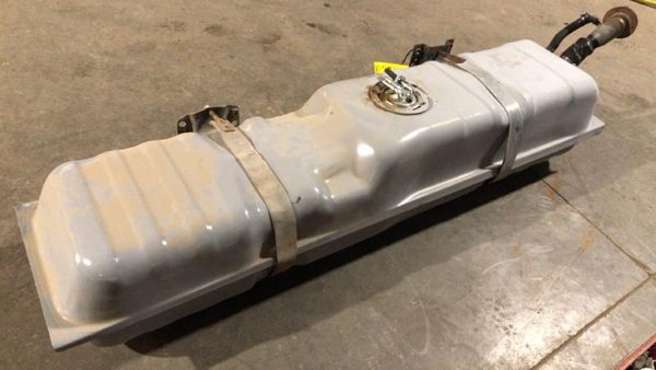 1982-1988 chevy K30 Fuel Tank 20 Gallon Been Replaced — photo 6