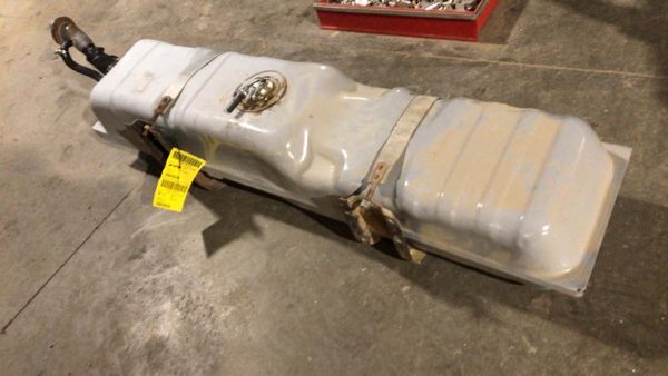 1982-1988 chevy K30 Fuel Tank 20 Gallon Been Replaced — photo 5