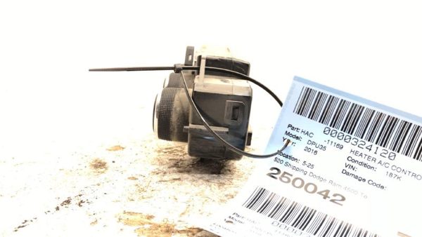 13-18 Dodge Ram 4500 Temperature Control Module In Dash Heater Ac Head Unit Oem — photo 7
