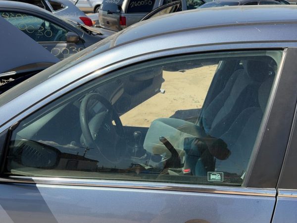 2003-2007 Honda Accord Driver Left Front Side Window Door Glass Oem Sedan Ppg — photo 3