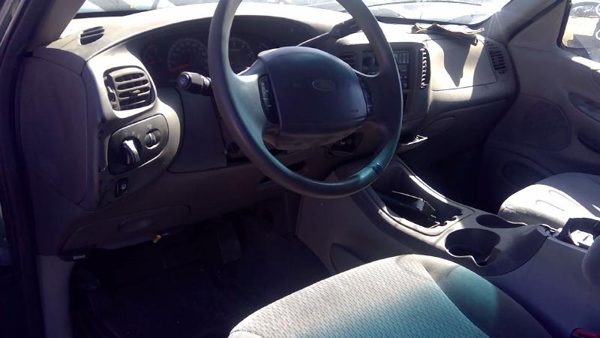 1999 Ford Expedition — vehicle photo 5