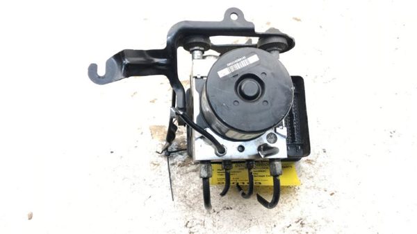 2011 Honda Insight Complete Anti Lock Brake Pump Unit Oem Abs Module 57110Tm8307 — photo 11