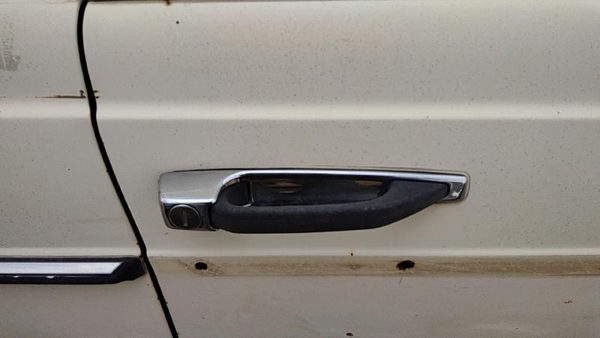 1979-1985 Mercedes 300Td Passenger Right Front Outside Door Handle Oem — photo 1