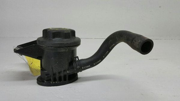 2006 Dodge Ram Misc. Engine Part OEM 06 2500 5.7L Hemi Oil Filler Neck Fill — photo 3