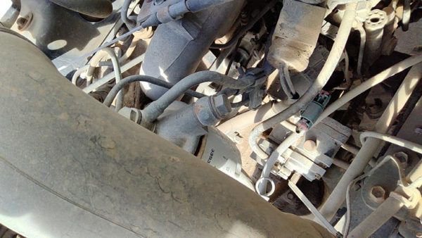 92-98 Isuzu Npr Engine Oil Filter Housing Oem 4Bd2 3.9L — photo 4