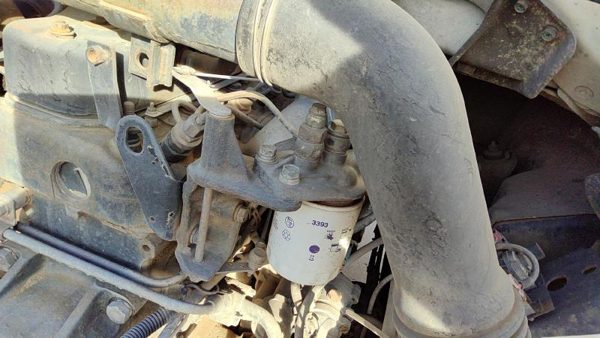 92-98 Isuzu Npr Engine Oil Filter Housing Oem 4Bd2 3.9L — photo 7