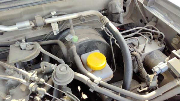 2003-2004 Nissan Xterra Power Brake Booster With Master Cylinder Pair Set Oem — photo 3