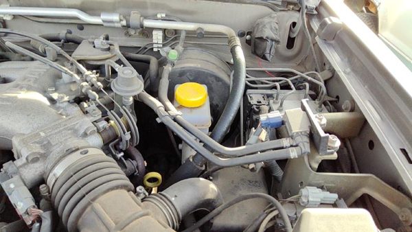 2003-2004 Nissan Xterra Power Brake Booster With Master Cylinder Pair Set Oem — photo 5