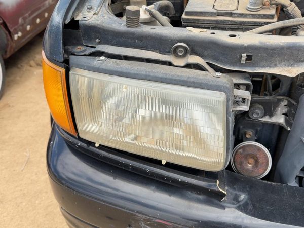 1998-1999 Isuzu Rodeo Passenger Right Head Light Oem Front Lamp 5982392 — photo 1
