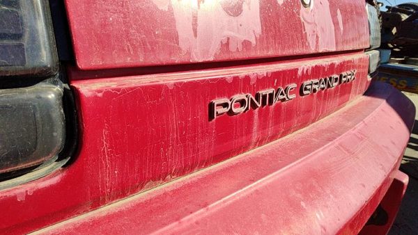 1988-1996 Grand Prix Rear Tail Panel Oem Trim Moulding Strip Red 2 Door 10102989 — photo 6