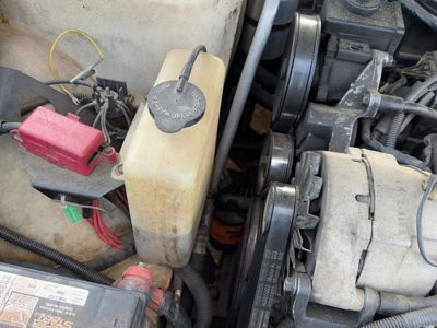 1986 Oldsmobile 98 Windshield Washer Fluid Reservoir With Pump Oem Wiper Tank