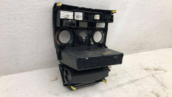 2003-2008 Toyota Corolla Trim Bezel Around Radio Surround Dash Panel Oem — photo 9