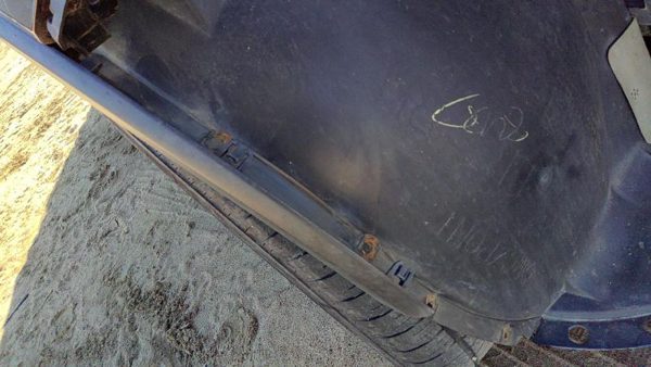 2009 GMC Acadia Fender Flare RH 58U Carbon Black 10374888 — photo 3
