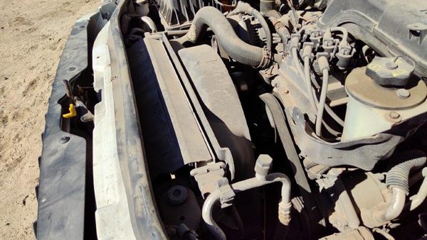2005 Ford Explorer Radiator 4.0L Auto Trans — photo 2