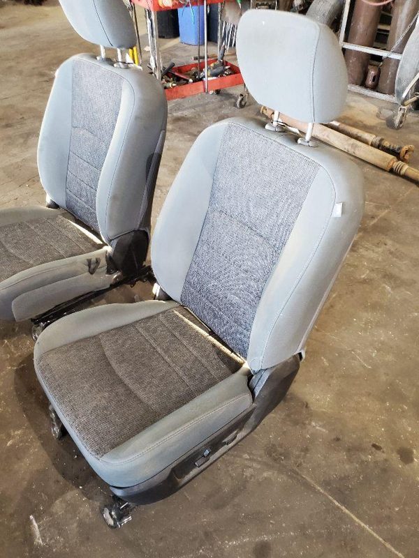 2016 Ram 1500 Front Seat LH — photo 1