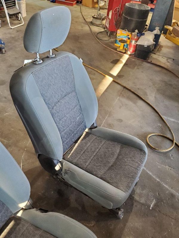 2016 Ram 1500 Front Seat LH — photo 2