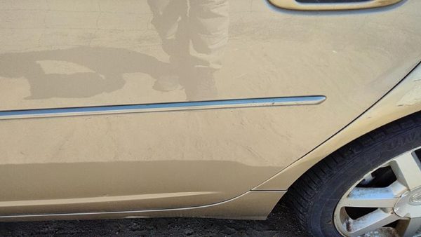 03-07 Cts Driver Left Rear Moulding From Door Oem Back Trim Strip Sand Storm 61U — photo 2
