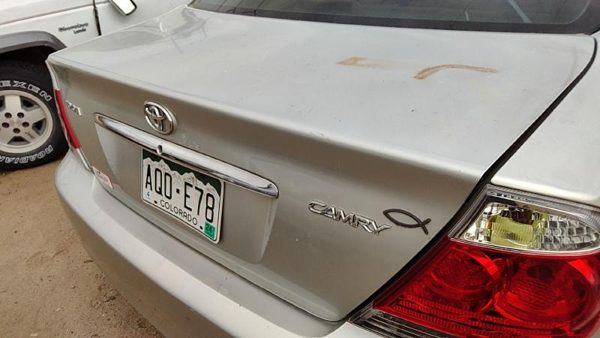 2005 Toyota Camry Trunk/decklid/hatch/tailgate 1C8 Lunar Mist Metallic Hail — photo 1