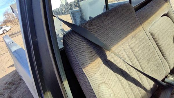 87-91 F250 Pickup Passenger Right Front Seat Belt Retractor Oem Shoulder Gray — photo 6