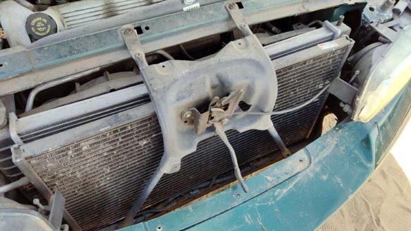 1998-2004 Cadillac Seville Hood Latch Assembly With Bracket Oem — photo 4