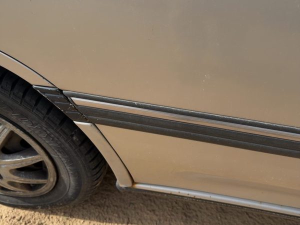 90-94 Subaru Legacy Passenger Right Rear Moulding From Door Oem Back Trim Strip — photo 2