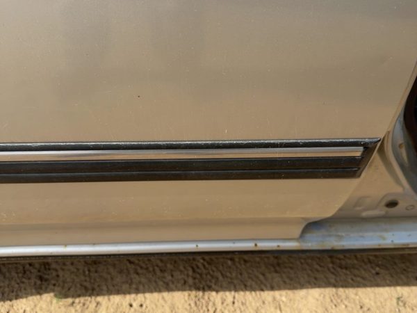90-94 Subaru Legacy Passenger Right Rear Moulding From Door Oem Back Trim Strip — photo 4