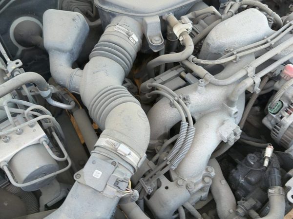 2006-2009 Subaru Legacy Outback Passenger Right Valve Cover OEM 2.5L 13264AA330 — photo 2