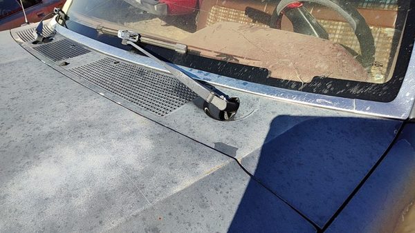 87-96 Ford F150 Windshield Wiper Cowl Vent Trim Panel Oem — photo 3