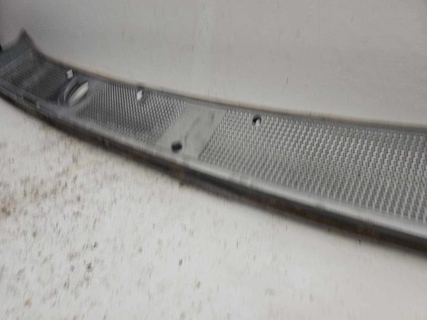 87-96 Ford F150 Windshield Wiper Cowl Vent Trim Panel Oem — photo 9