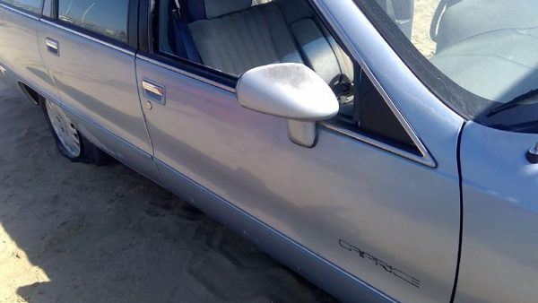 1991 Chevrolet Caprice Front Door RH Blue — photo 4