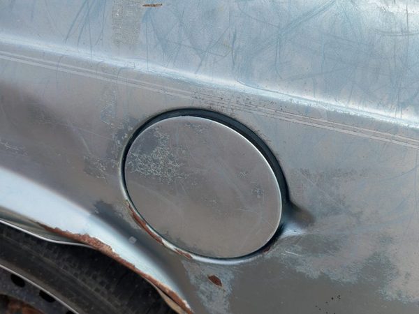 1986-1991 Olds 88 Fuel Tank Door With Hinge Gas Lid Oem Filler Blue — photo 3