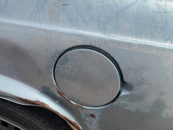 1986-1991 Olds 88 Fuel Tank Door With Hinge Gas Lid Oem Filler Blue — photo 4
