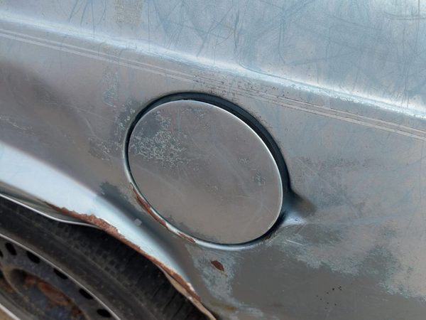 1986-1991 Olds 88 Fuel Tank Door With Hinge Gas Lid Oem Filler Blue — photo 2