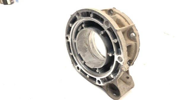 2013 Gmc Sierra Transmission To Transfer Case Extension Housing Adapter Oem — photo 6