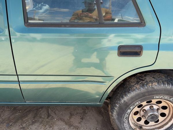 1995 Isuzu Rodeo Rear Door LH Green 732 — photo 3