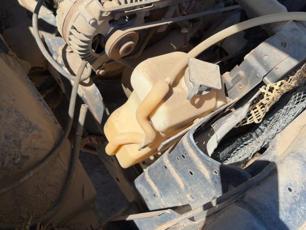 1981 Dodge D150 Coolant Reservoir Radiator Overflow Tank Bottle Oem 3.7L 225 — photo 3