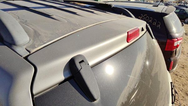 2001 Jeep Grand Cherokee Trunk/decklid/hatch/tailgate Ps5 Silver 55256177AC — photo 2