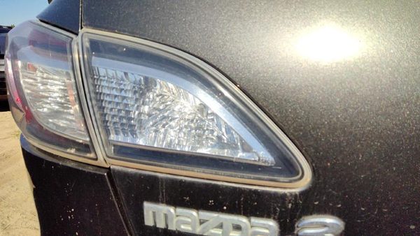 2010 Mazda 3 Tail Light Assembly LH Driver Left Inner OEM Brake Lamp Rear — photo 2