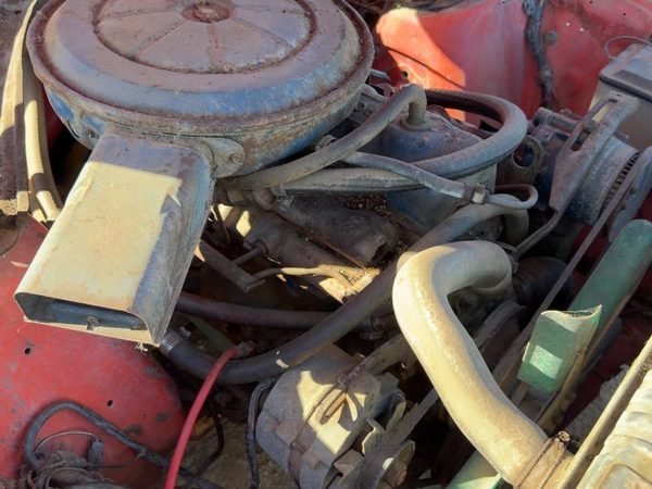 1976 Ford Maverick Intake Manifold 3.3L — photo 3