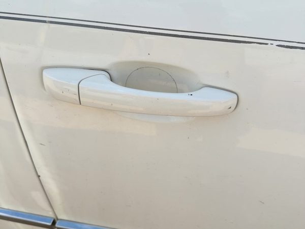 10-16 Town & Country Passenger Right Front Outside Door Handle Oem White Pw1 — photo 2