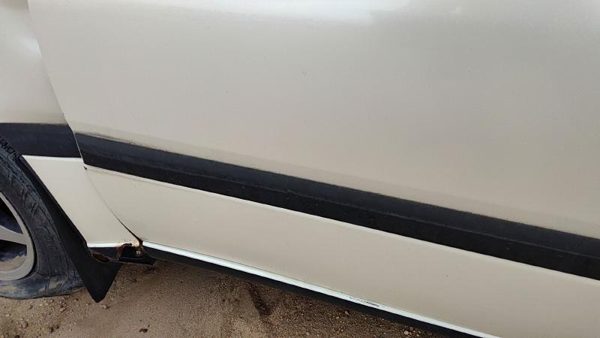 1991-1996 Infinity G20 Driver Left Front Moulding From Door Oem Trim Strip — photo 5
