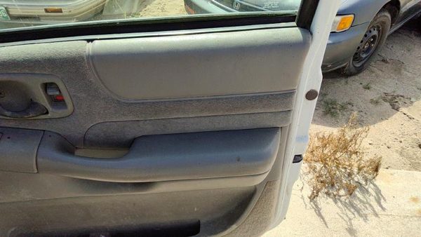 1998-01 S10 Blazer Passenger Right Front Door Trim Panel With Switches Gray 92H — photo 3
