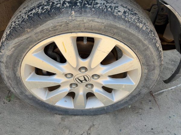 2005-2006 Honda Crv 16" Aluminum Wheel Oem Factory 7 Spoke Rim #1 16X6-1/2 — photo 2