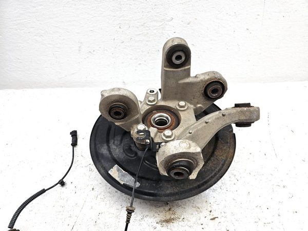11-19 Police Interceptor Passenger Right Rear Knuckle Assembly Stub Axle With — photo 5