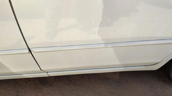 02-05 Altima Driver Left Rear Moulding From Door Oem Back Trim Strip White Qx3 — photo 3