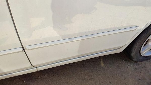 02-05 Altima Driver Left Rear Moulding From Door Oem Back Trim Strip White Qx3 — photo 4